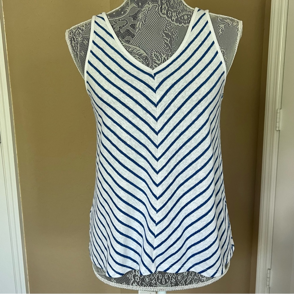 LOFT White and Blue V Neck Swing Tank